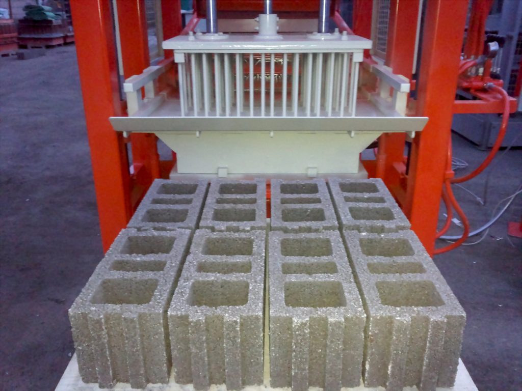 Beton blok yapma makinizin bakımını azaltmanız mı gerekiyor ?