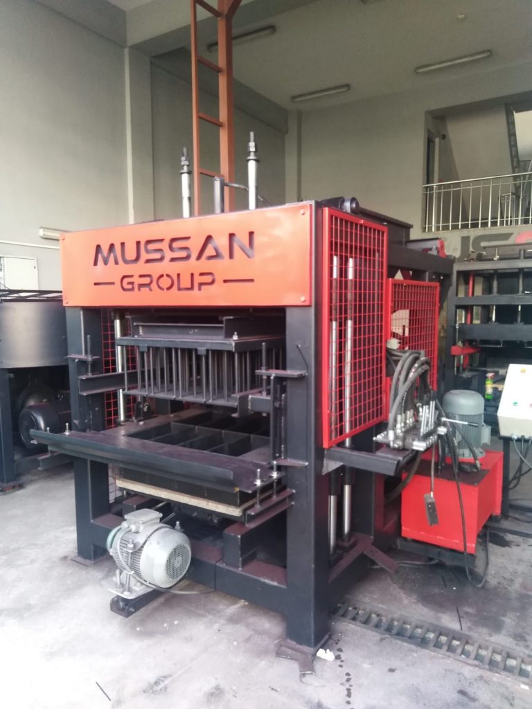 MG8.1 Briket/Parke Taşı Makinesi