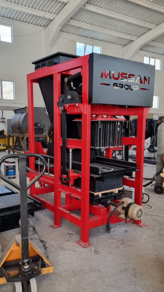 MG 2.1 HİDROLİK BRİKET MAKİNESİ-LIBERYA